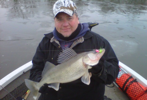 WALLEYE FISHING POOL 4 MISSISSIPPI RIVER